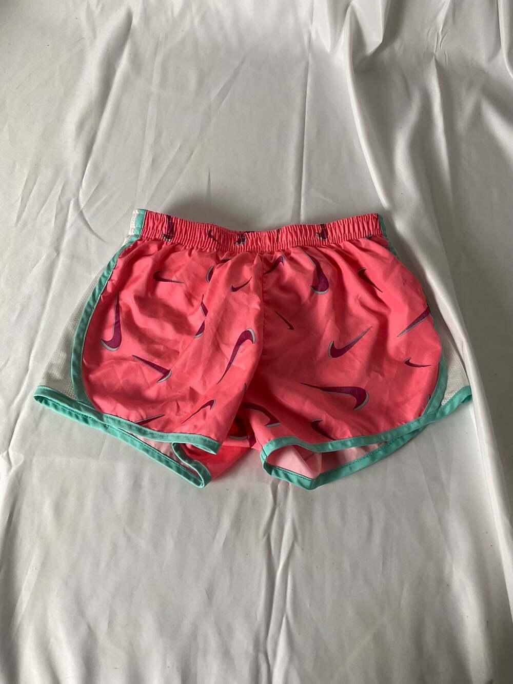 Nike Dri-Fit Swoosh Shorts Size 6-7 Years Pink Turquoise